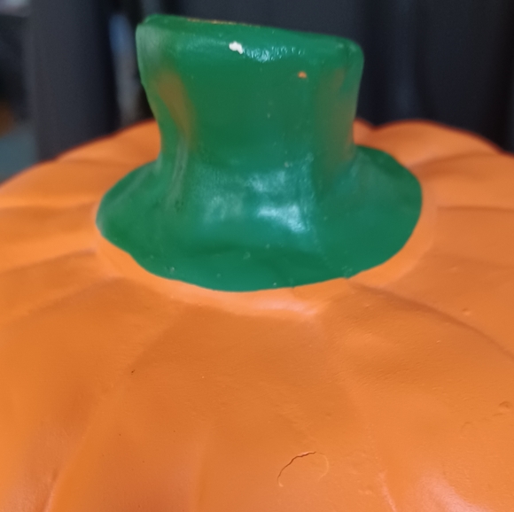 VINTAGE 1992 Four Star Hand Painted CERAMIC Pumpkin Candle 3.75"x3.50"x3.50" - Picture 8 of 16